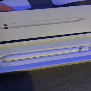 Apple Pencil. (BRAND NEW)